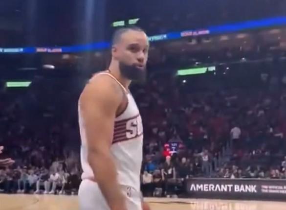 PG电子登录入口-尴尬的是最后输了，狄龙回喷骂自己垃圾的热火球迷：看看比分，f**k